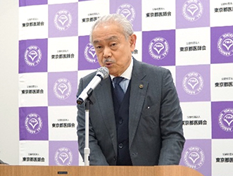 「予防医療が進むことで75歳まで健康に活動できる社会が実現する」と述べる尾﨑会長